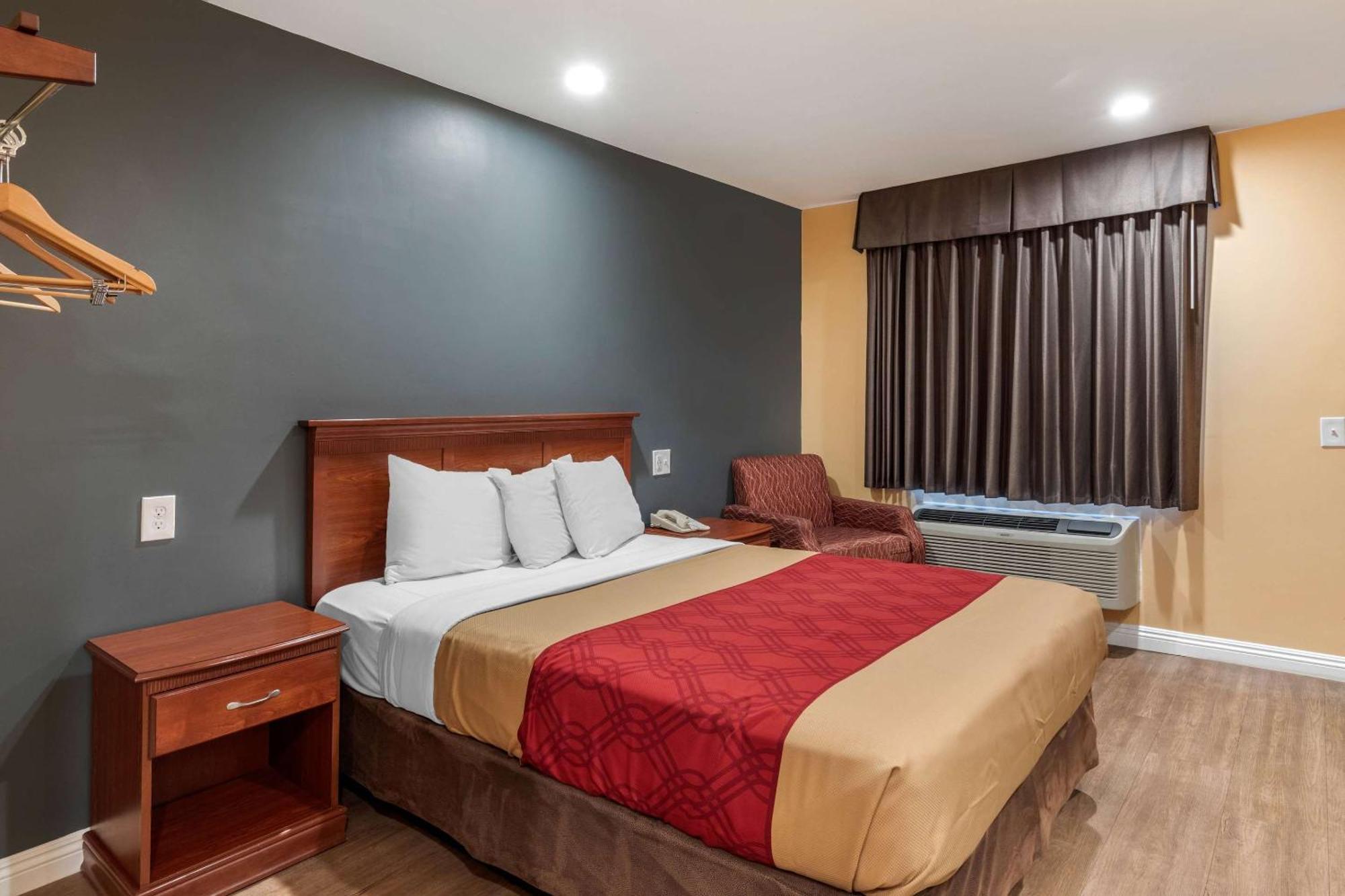 Rodeway Inn Carson - Los Angeles South Екстериор снимка