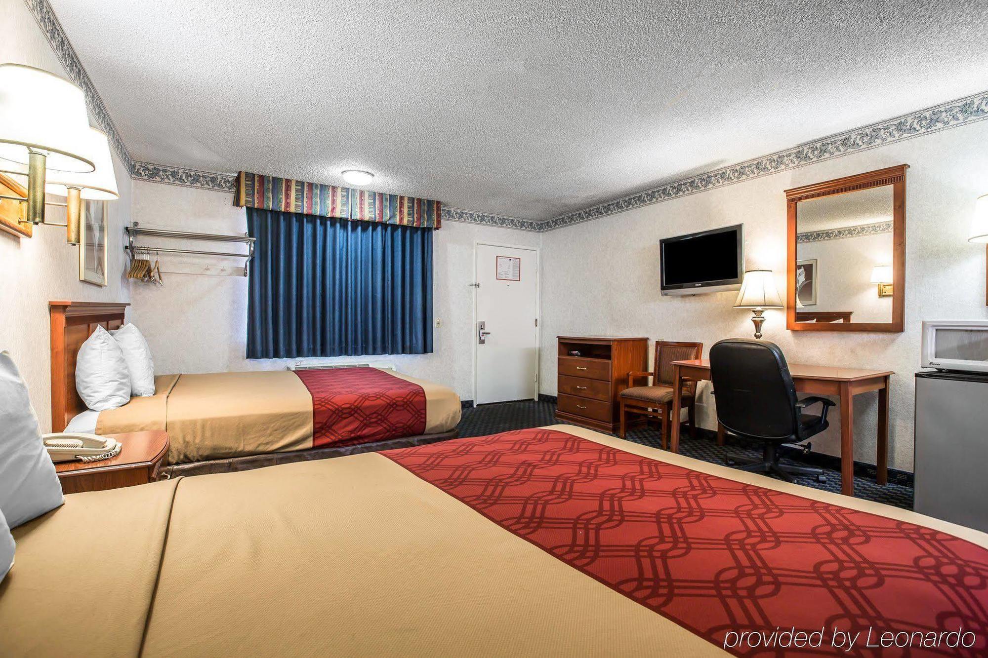 Rodeway Inn Carson - Los Angeles South Екстериор снимка